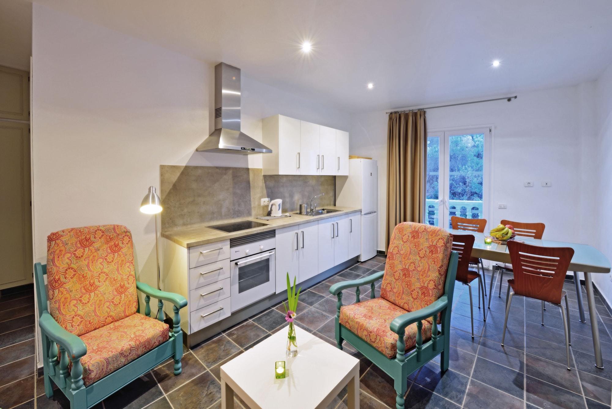 Apartamentos Adjovimar Los Llanos De Aridane Exteriör bild
