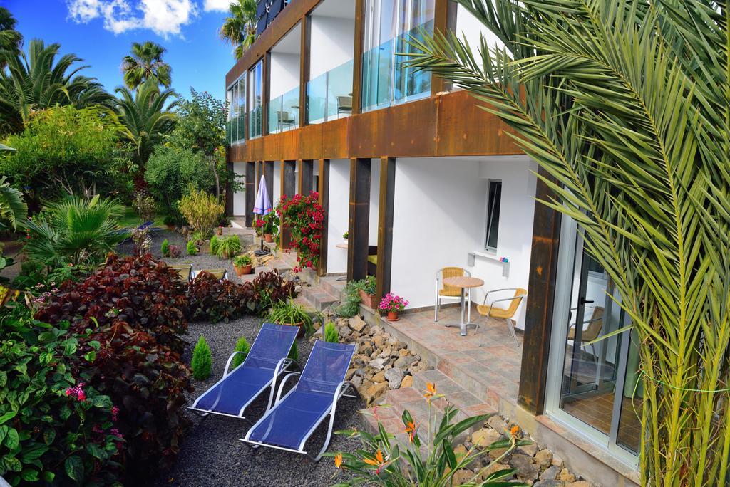 Apartamentos Adjovimar Los Llanos De Aridane Exteriör bild