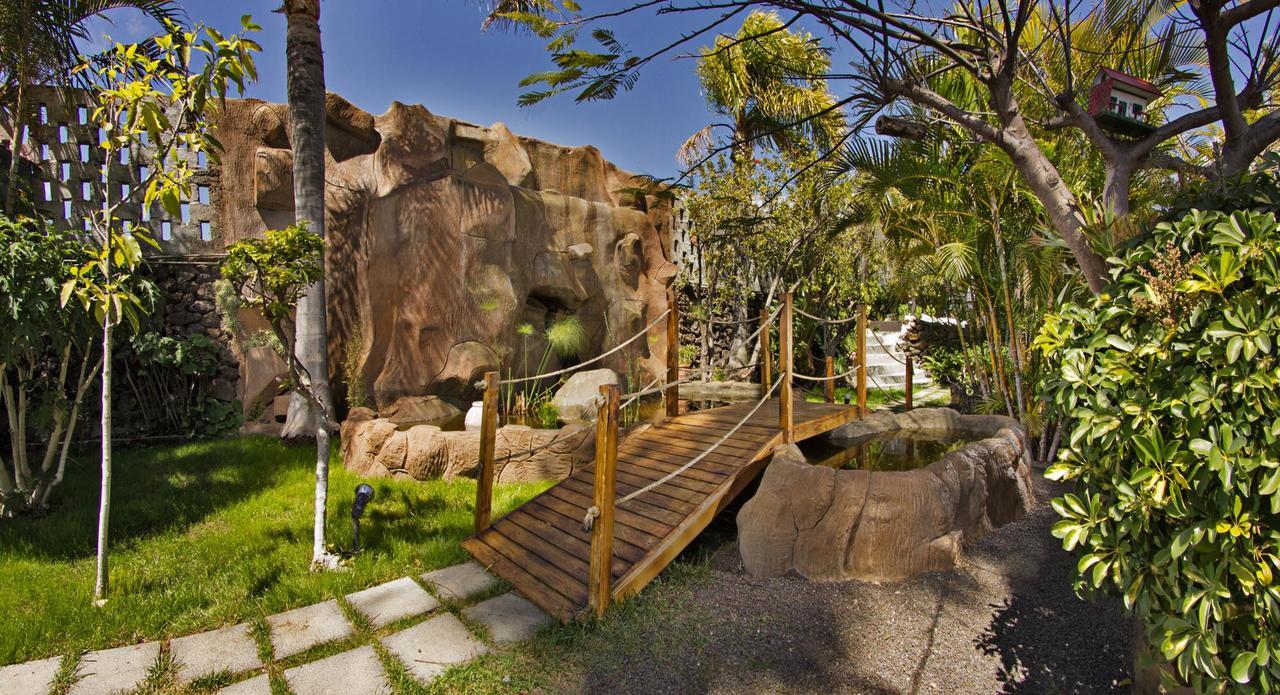 Apartamentos Adjovimar Los Llanos De Aridane Exteriör bild