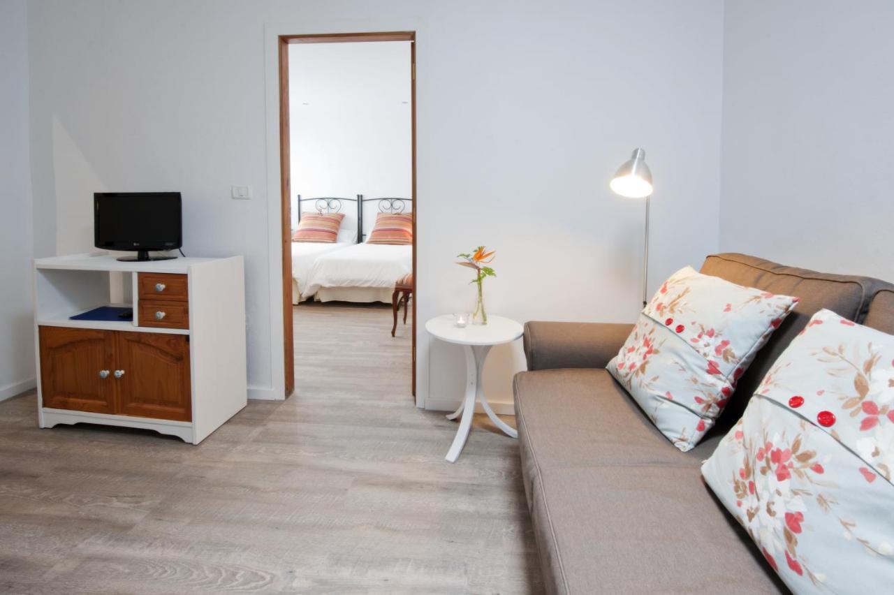 Apartamentos Adjovimar Los Llanos De Aridane Rum bild